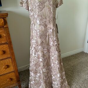 New, Alex Evening, Beige/Gold